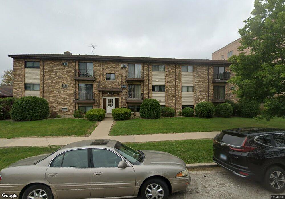 1243 Brown St unit 2C, Des Plaines, IL 60016 - photo 1