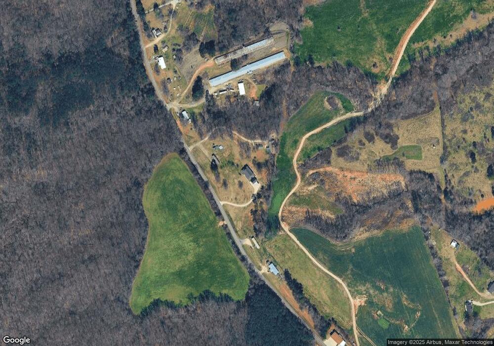 298 Hickory Flat Rd, Gillsville, GA 30543 - photo 1