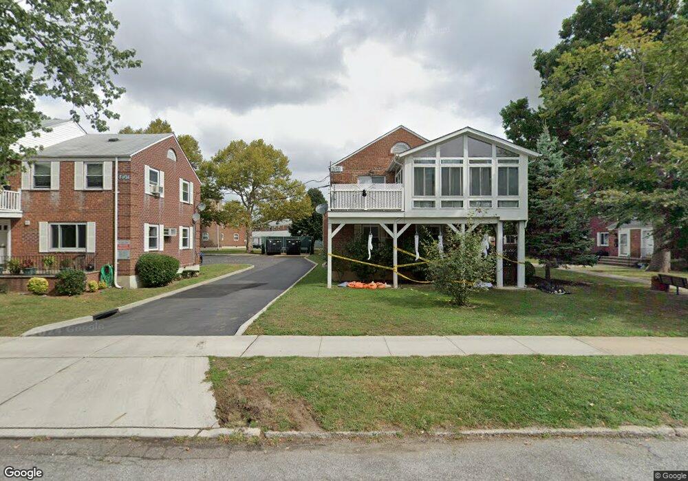 74-43 260th St unit 33B82, Glen Oaks, NY 11004 - photo 1