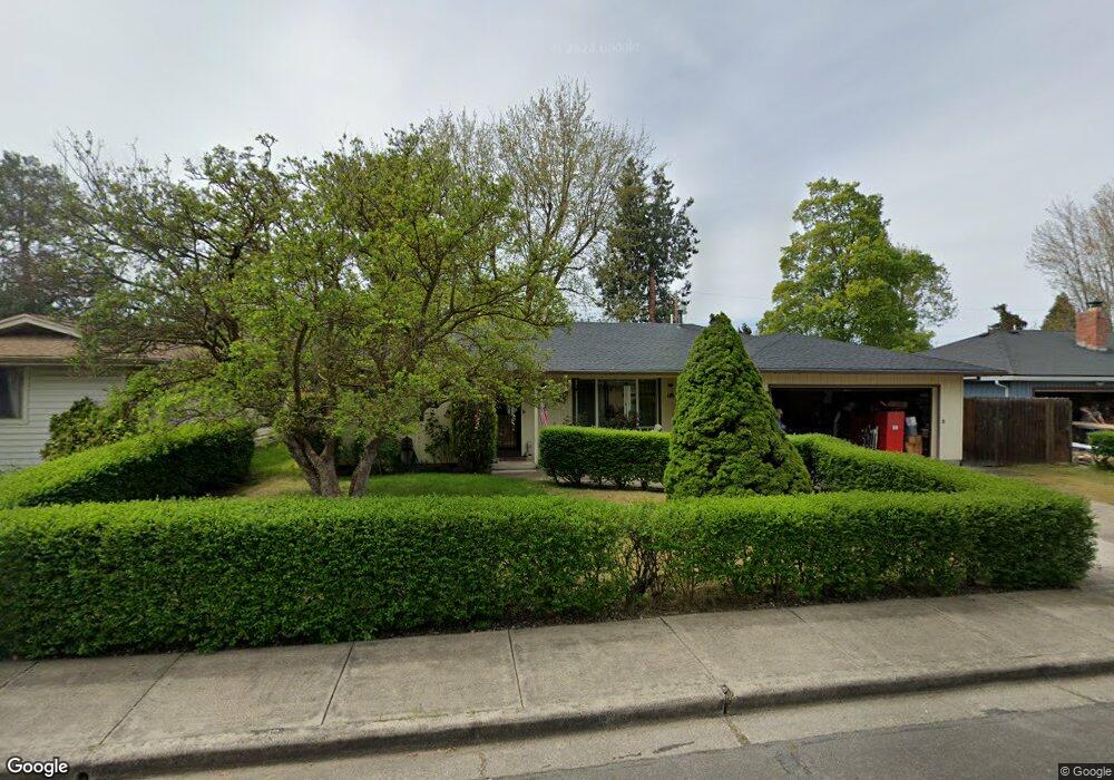 331 Brad Way, Central Point, OR 97502 - photo 1