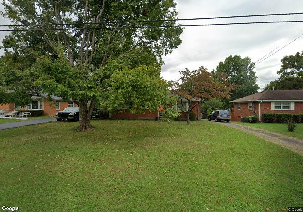 6006 Applegate Ln, Louisville, KY 40219 - photo 1