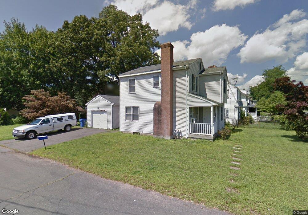 9 Oakwood Manor, Cromwell, CT 06416 - photo 1