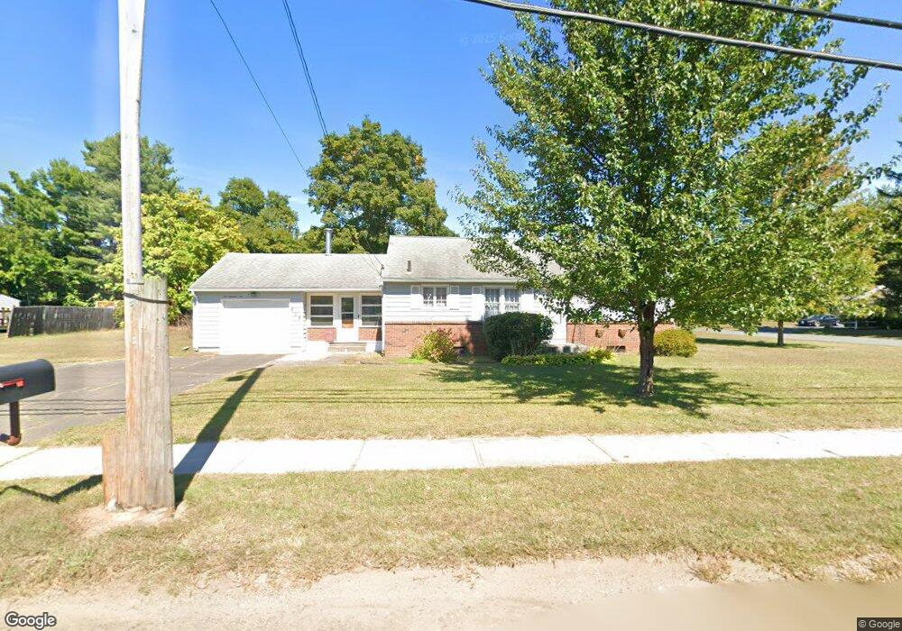 606 Morgan Rd, West Springfield, MA 01089 - photo 1