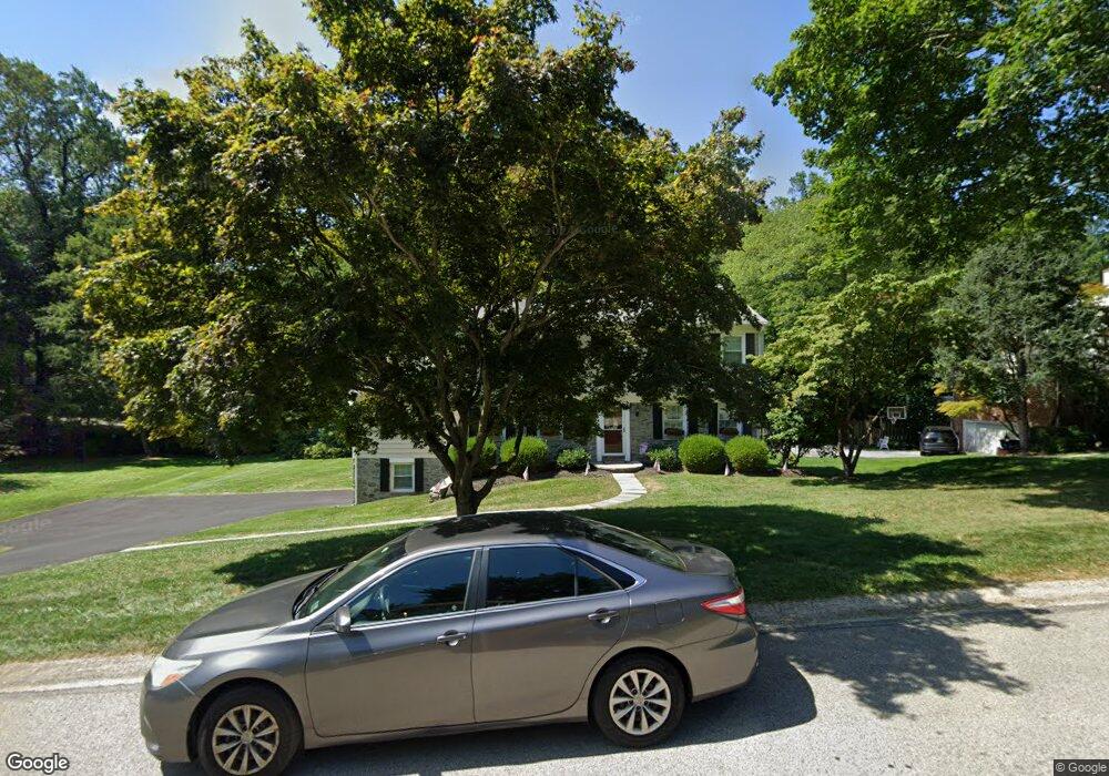 9 Oak Knoll Dr, Wallingford, PA 19086 - photo 1