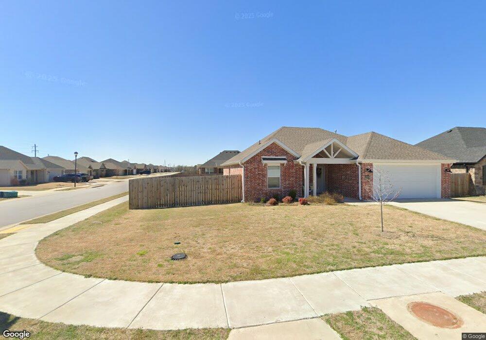 1049 Fair Oaks St, Tontitown, AR 72762 - photo 1