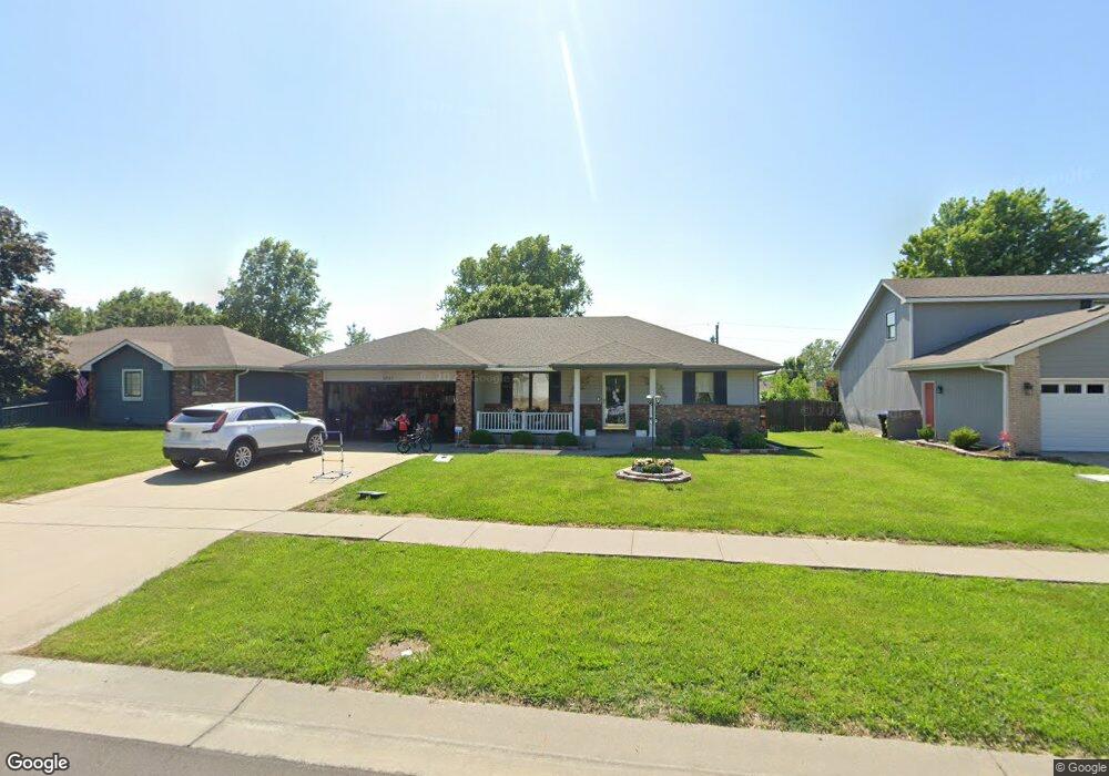 2843 SW Romar Rd, Topeka, KS 66614 - photo 1