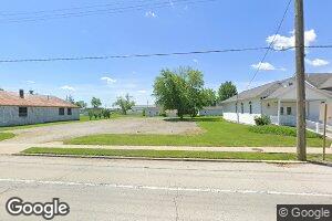 106 W 3rd St, Saint Peter, IL 62880