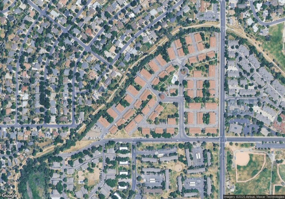 11820 E Canal Dr, Aurora, CO 80011 - photo 1