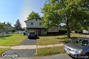 28 Bayberry Ct, Port Reading, NJ 07064