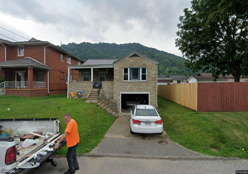 8705 Maryland Ave, Marmet, WV 25315 - photo 1
