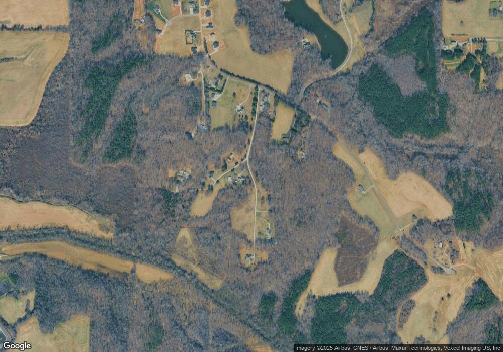 000 Primrose Ln, Statesville, NC 28625 - photo 1