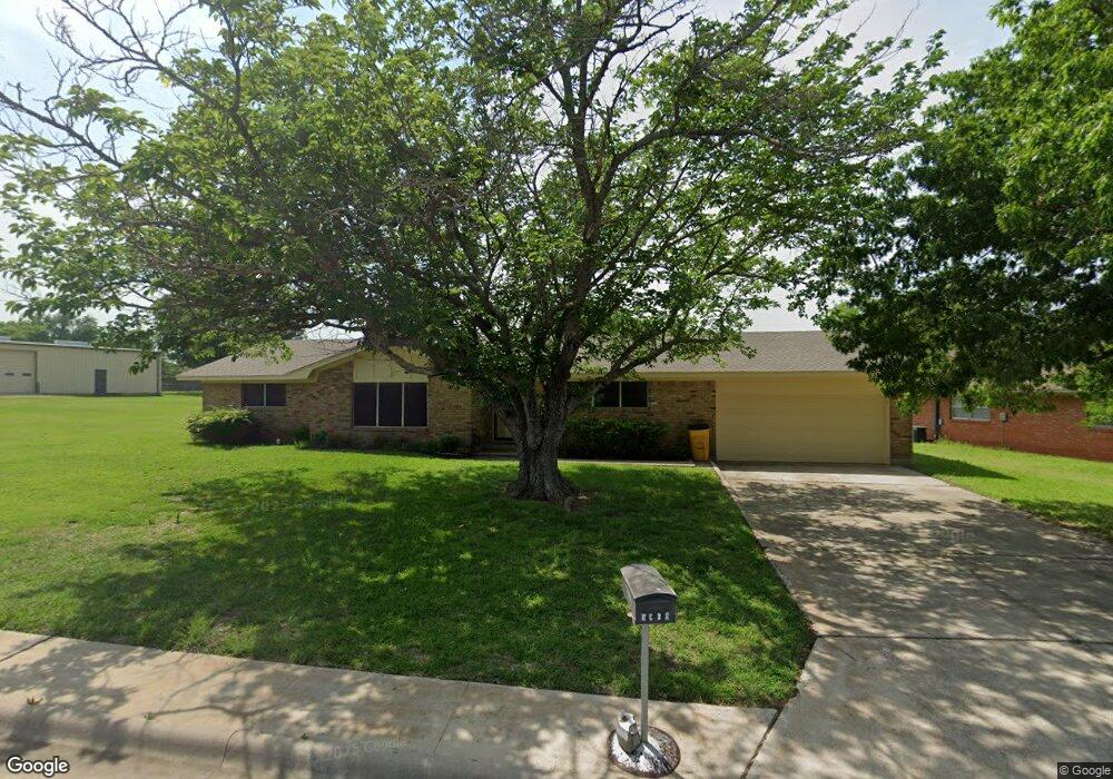 1102 E University Dr, Gainesville, TX 76240 - photo 1