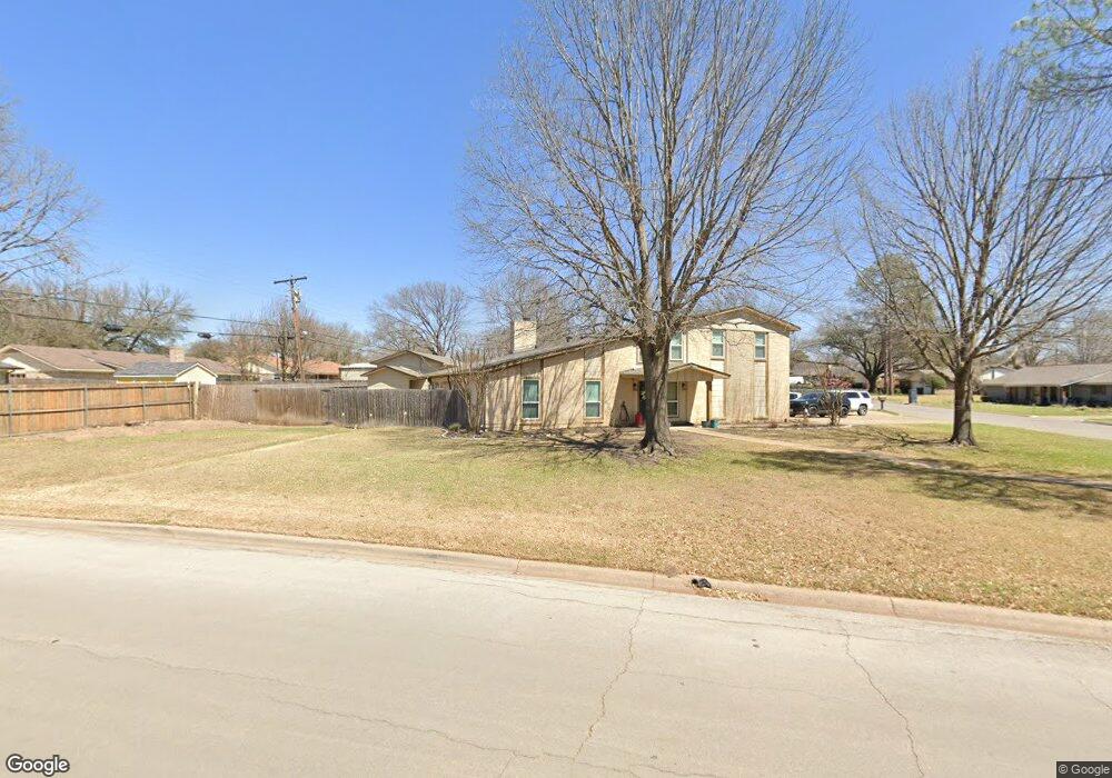1215 Glenhaven Dr, Cleburne, TX 76033 - photo 1
