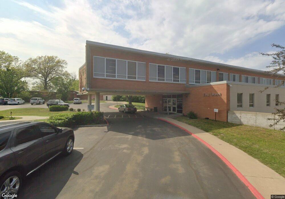 2700 SW East Circle Dr S, Topeka, KS 66606 - photo 1