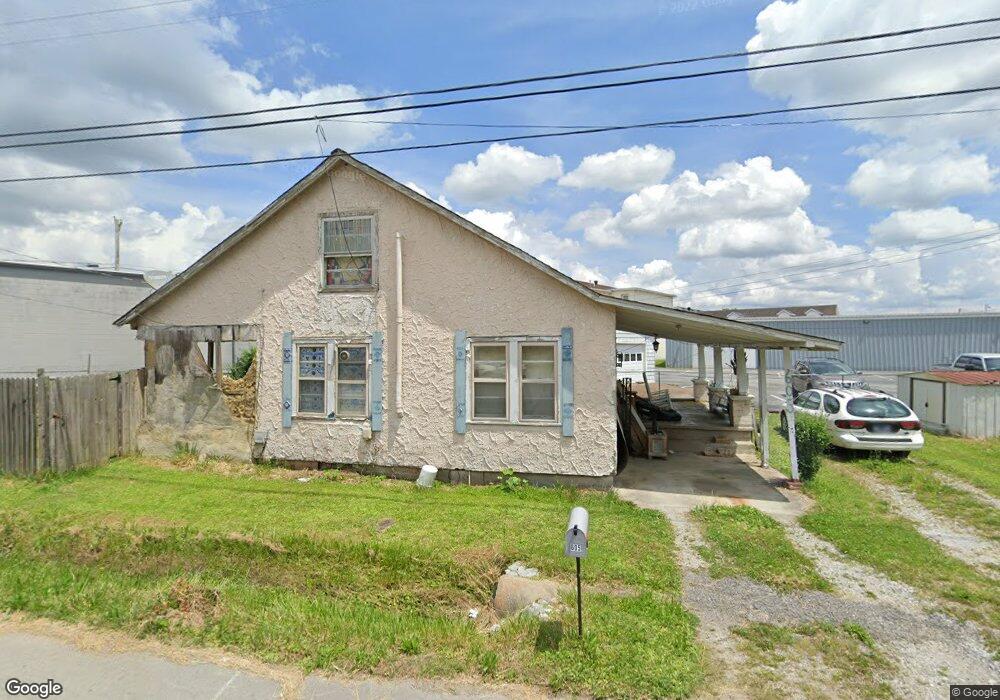 605 College St, Manchester, TN 37355 - photo 1