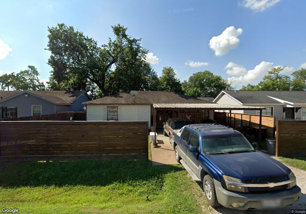 2922 Cedar Hill Ln, Houston, TX 77093 - photo 1