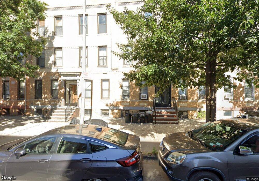 30-76 44th St unit 3F, Astoria, NY 11103 - photo 1