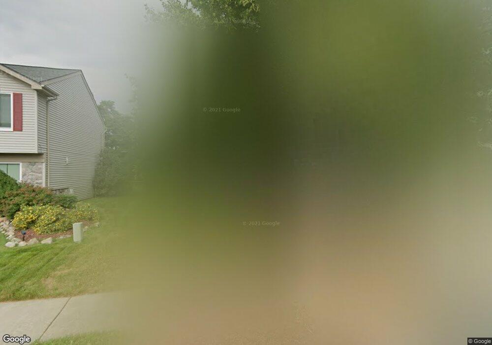 1036 Dartmouth Ln, Waterford, MI 48327 - photo 1