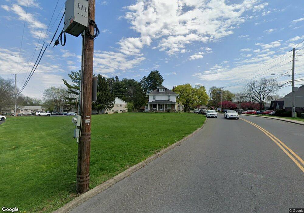 1333 Overlook Rd unit 1335, Whitehall, PA 18052 - photo 1