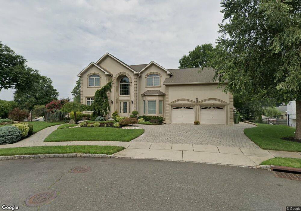 5 Reynold Ct, Edison, NJ 08820 - photo 1