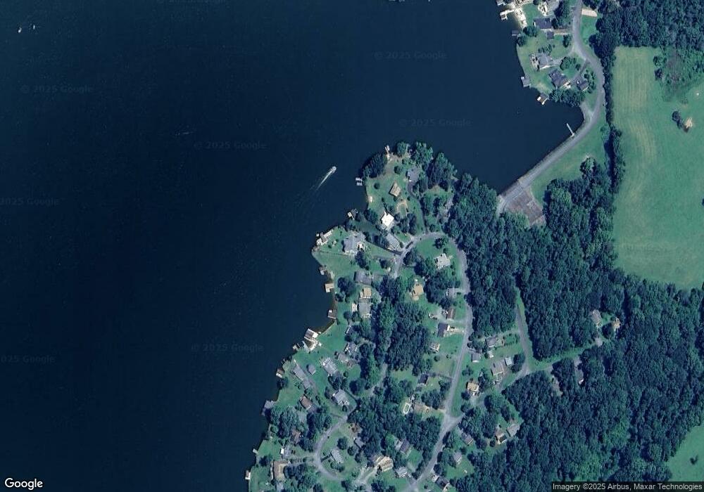 251 Lakeview Cir, Louisa, VA 23093 - photo 1