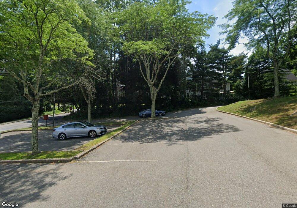 11A Olde Willow Way, Briarcliff Manor, NY 10510 - photo 1