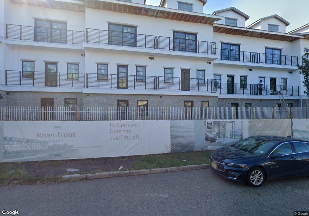 5 Harbor Front Plaza, Elizabeth, NJ 07206 - photo 1