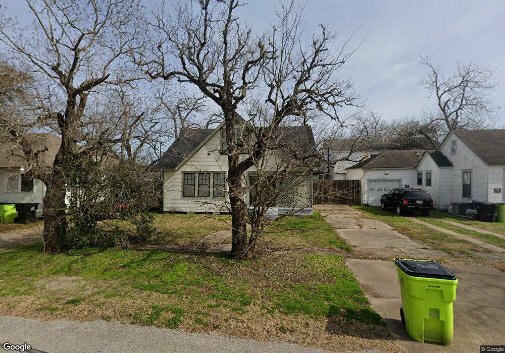 1507 7th St, Rosenberg, TX 77471 - photo 1