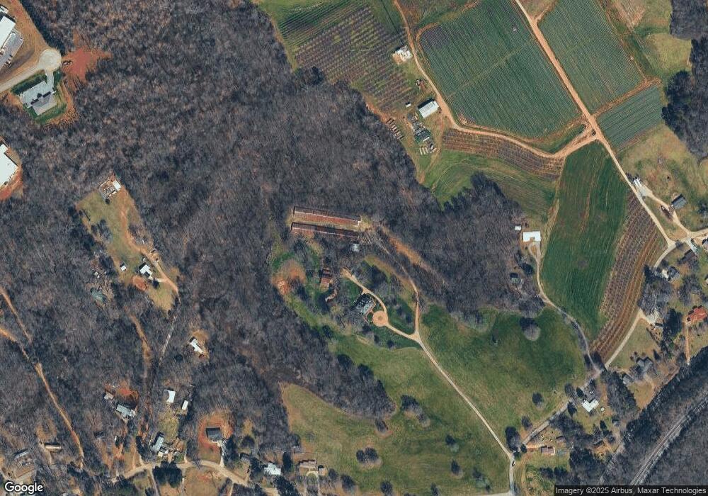 6937 County Line Dr, Lula, GA 30554 - photo 1