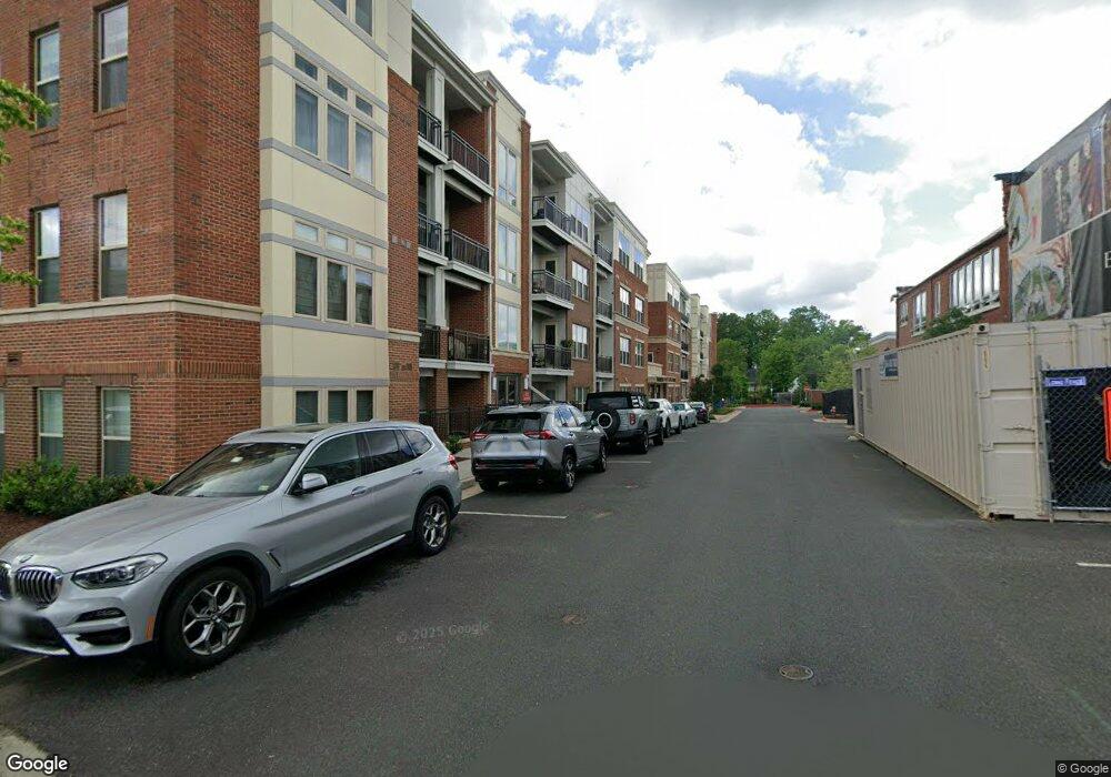 10755 Fairgrounds Dr unit 304, Fairfax, VA 22030 - photo 1