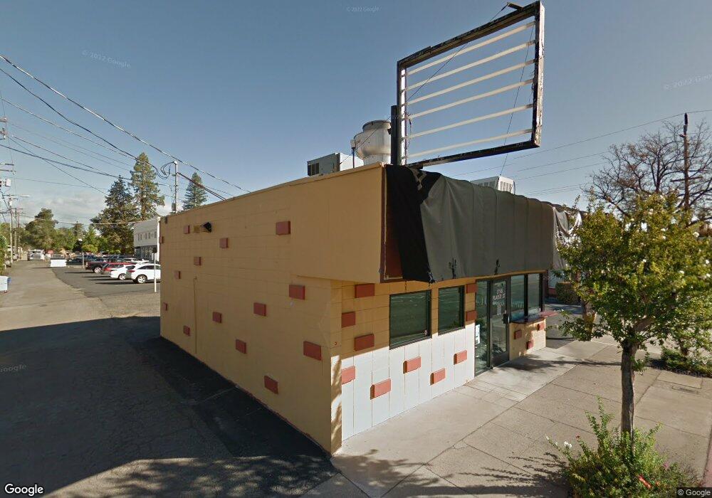 1718 Placer St, Redding, CA 96001 - photo 1