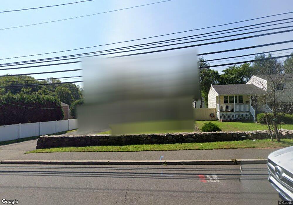 99 Woodway Rd, Stamford, CT 06907 - photo 1