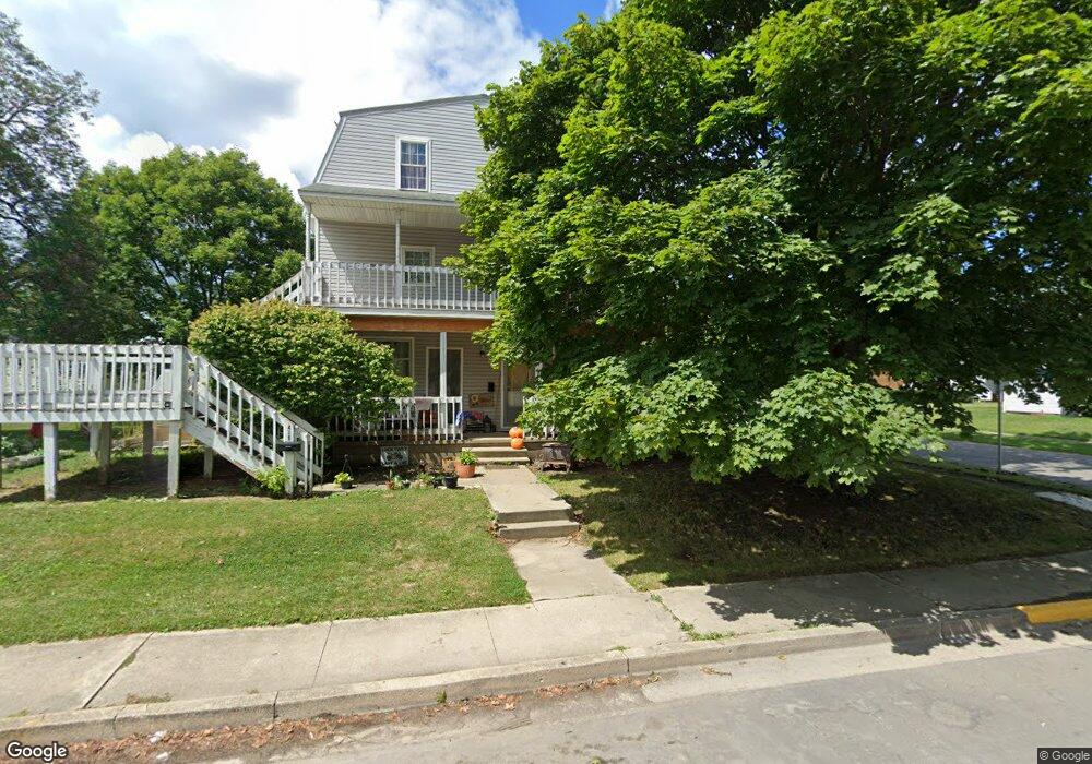 406 Sprunger St, Berne, IN 46711 - photo 1