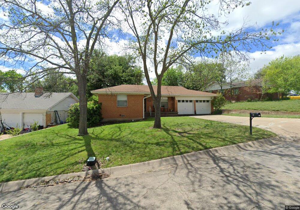 105 W Ridge St, Weatherford, TX 76086 - photo 1