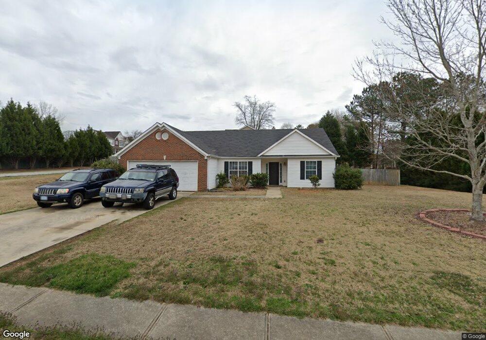 718 Baskins Cir, Winder, GA 30680 - photo 1