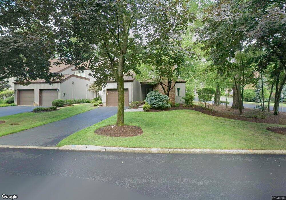 2 Grist Mill Run, Mahwah, NJ 07430 - photo 1