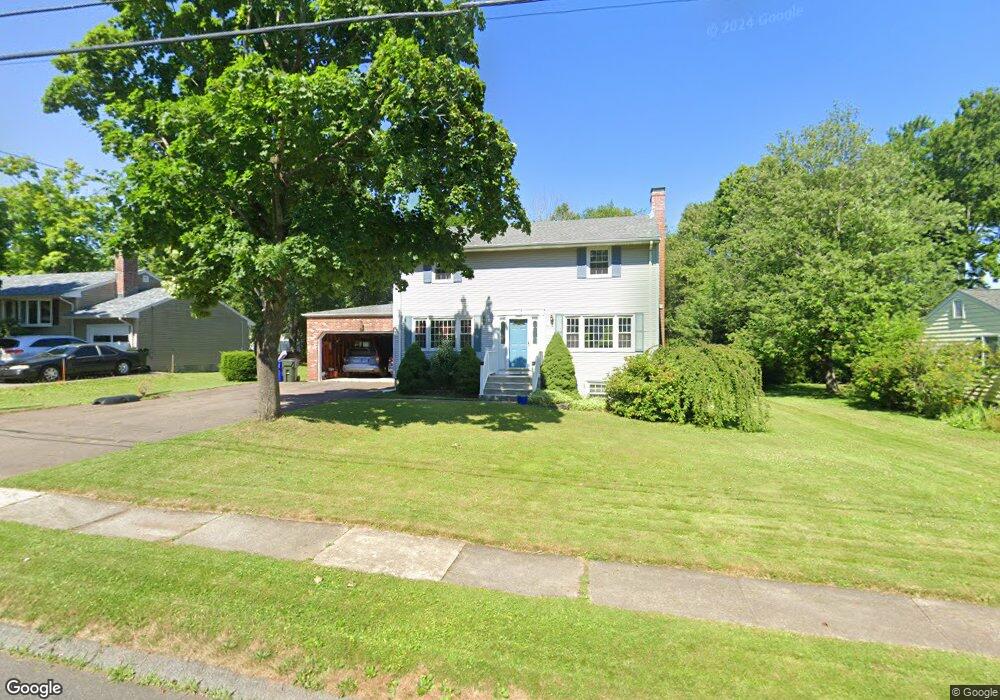 107 Fairlane Dr, Wethersfield, CT 06109 - photo 1