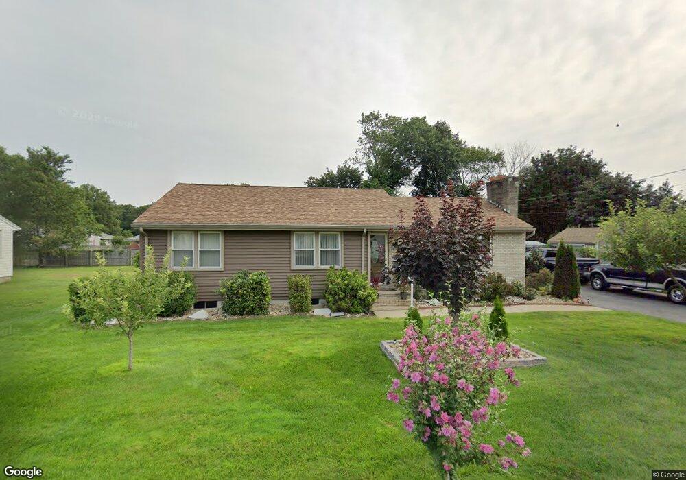 26 Mckinley Ave, Ludlow, MA 01056 - photo 1