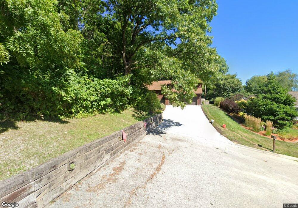 714 S 4th St, La Crescent, MN 55947 - photo 1