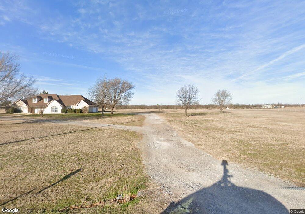 183 SW Logue Rd, Cache, OK 73527 - photo 1