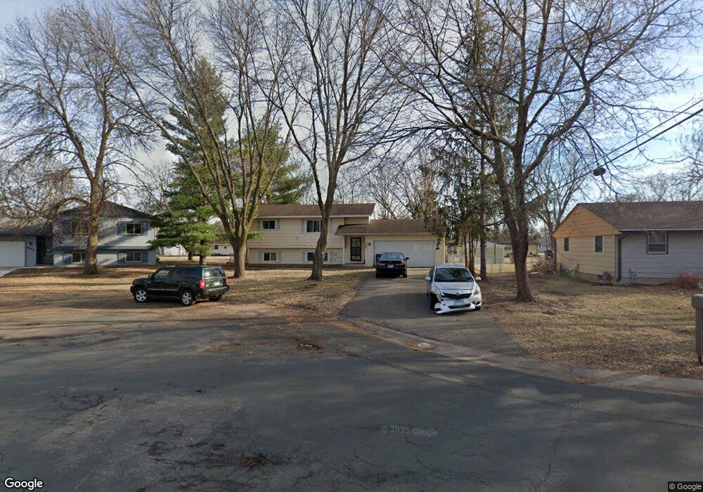 9881 94th Place N, Maple Grove, MN 55369 - photo 1