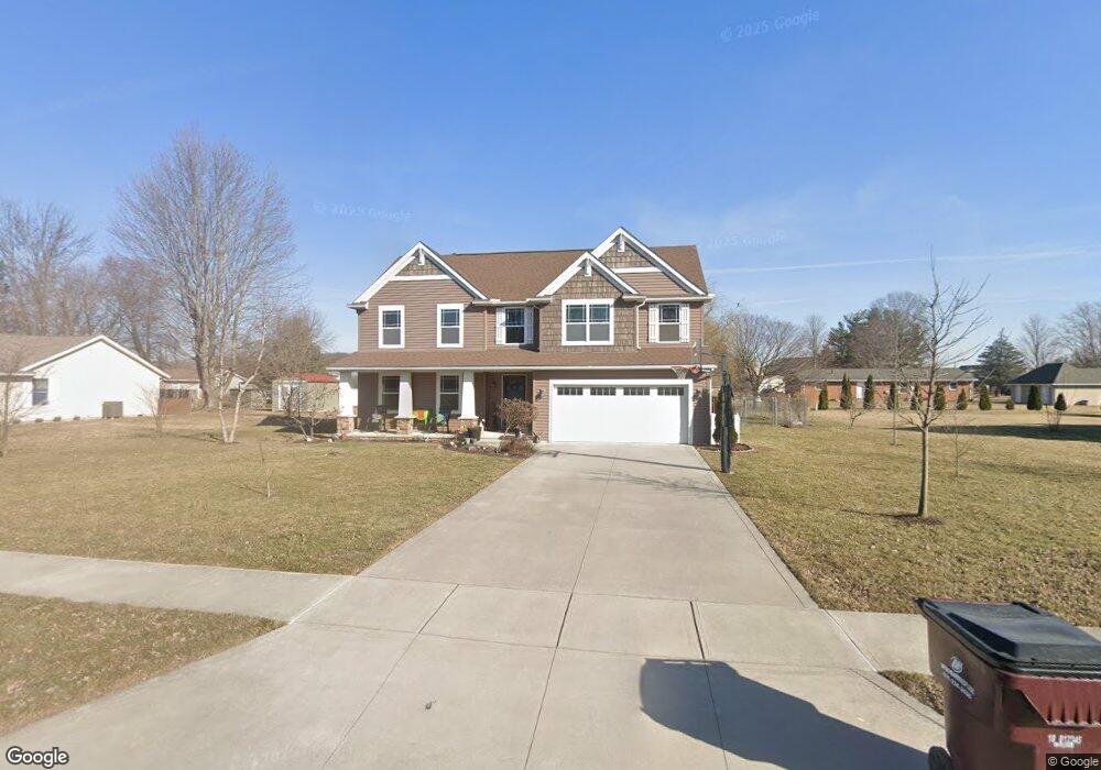 624 Clint Dr, Ada, OH 45810 - photo 1