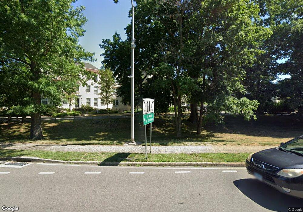 102 Woodside Green unit 102-1, Stamford, CT 06905 - photo 1