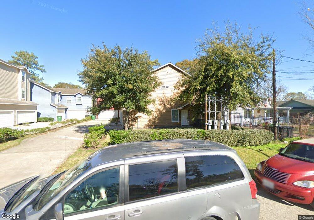 6843 Larkstone St unit A, Houston, TX 77028 - photo 1