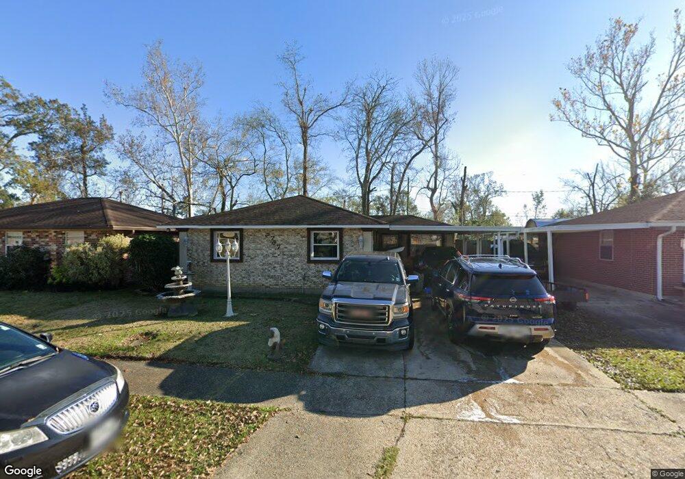 2737 Russell Dr, Marrero, LA 70072 - photo 1