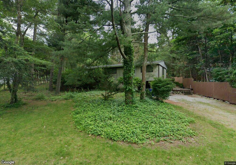 13 Wayfaring Rd, Norwalk, CT 06851 - photo 1