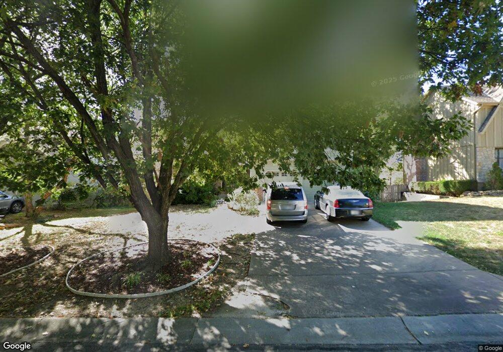 6820 Alden St, Shawnee, KS 66216 - photo 1