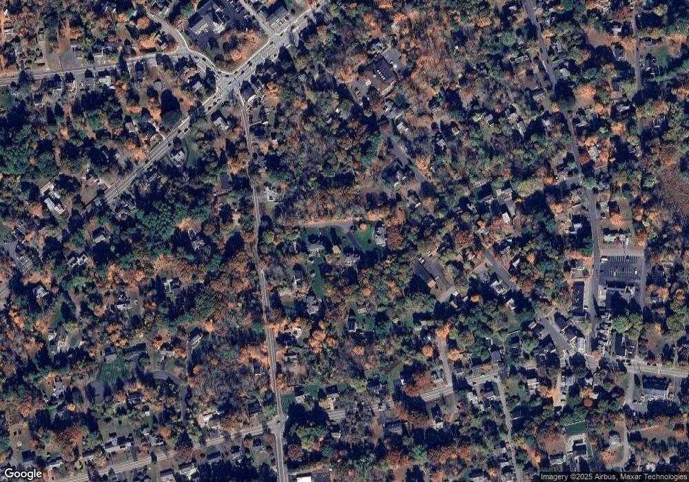 18 Franklin St, Medway, MA 02053 - photo 1