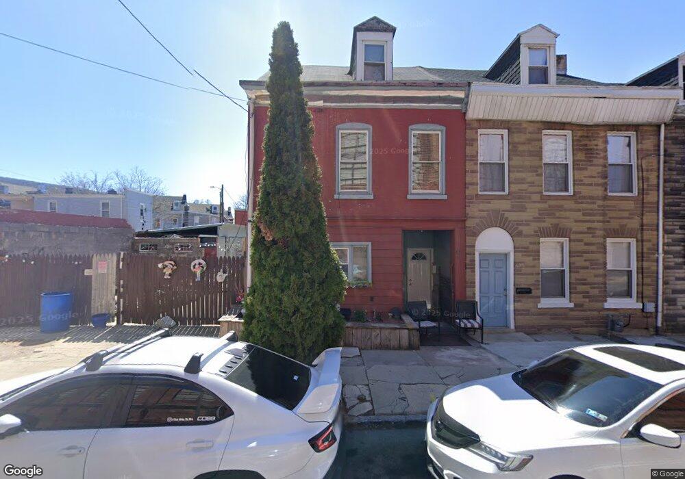 628 Spruce St, Reading, PA 19602 - photo 1