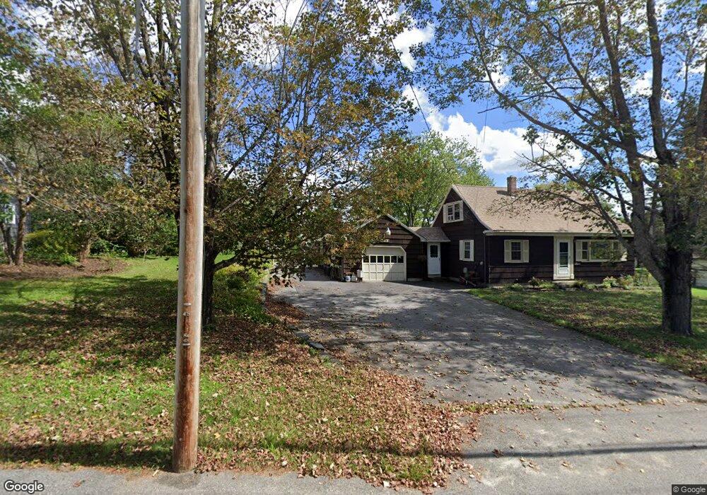 523 E Elm St, Yarmouth, ME 04096 - photo 1